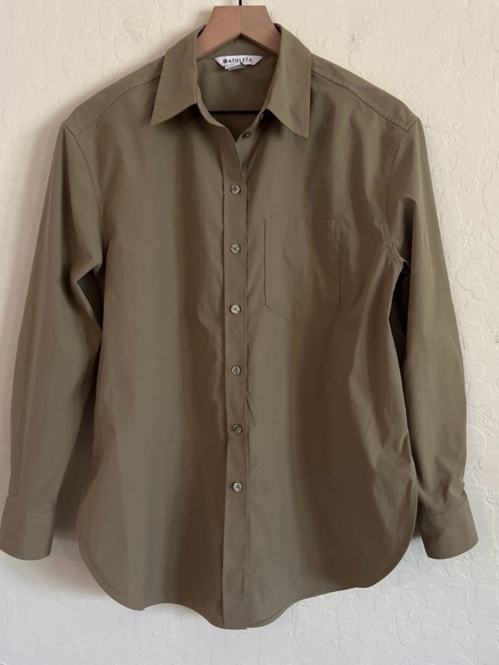 Athleta Women's Performance Poplin Midday Relaxed Olive Green Shirt, NWT, M